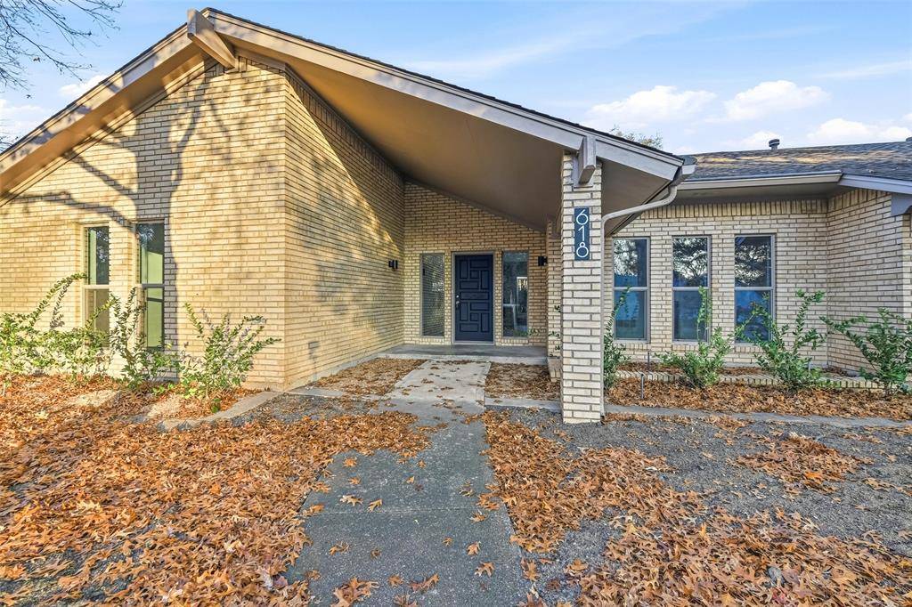 Duncanville, TX 75137,618 Green Hills Court