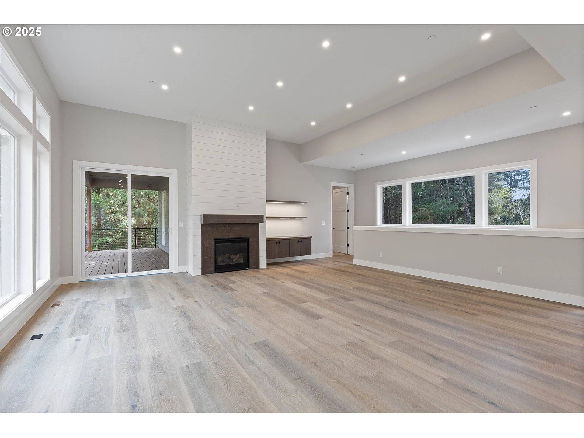 Cannon Beach, OR 97110,740 MONICA CT