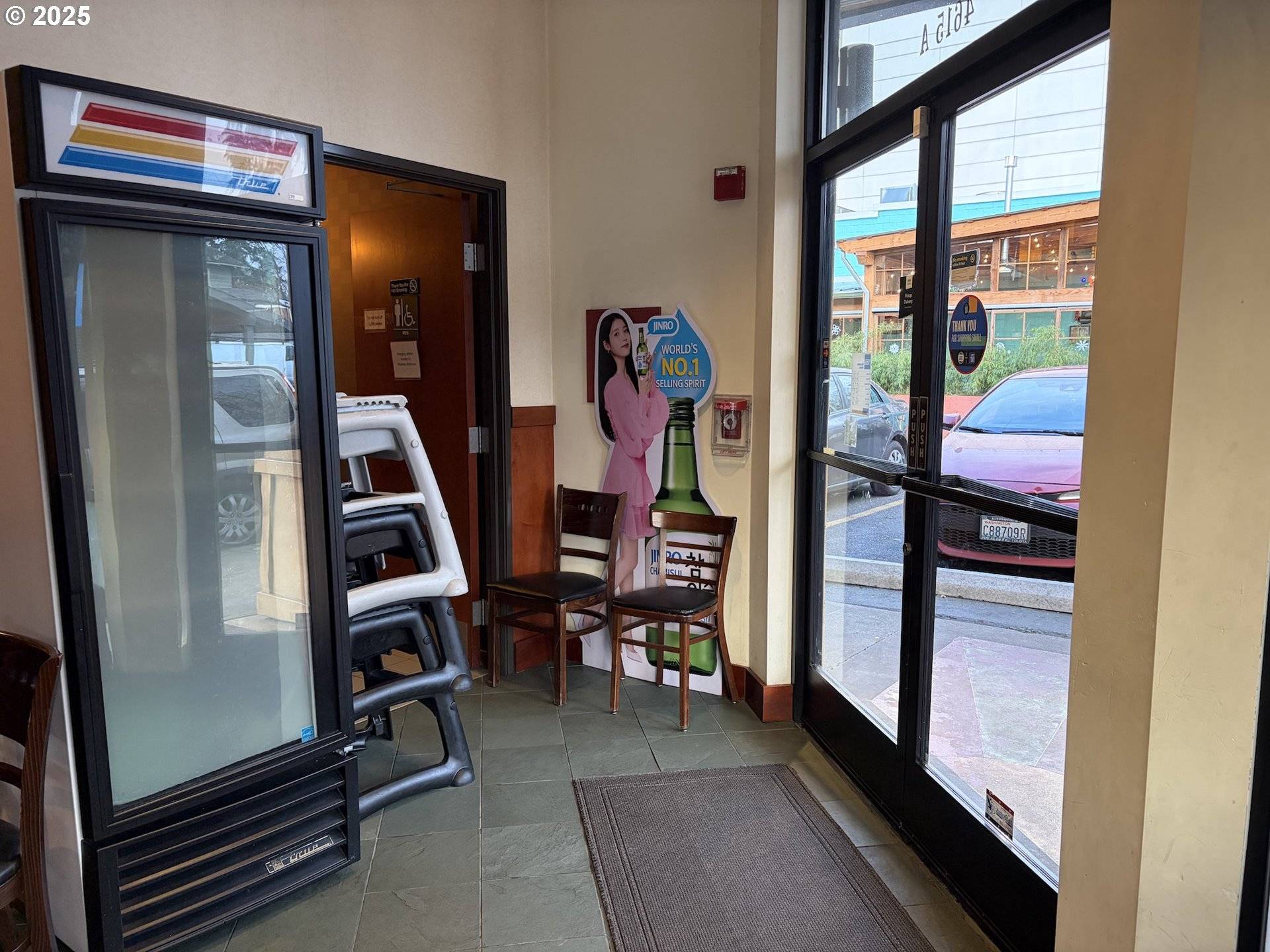 Portland, OR 97215,4615 SE Hawthorne BLVD