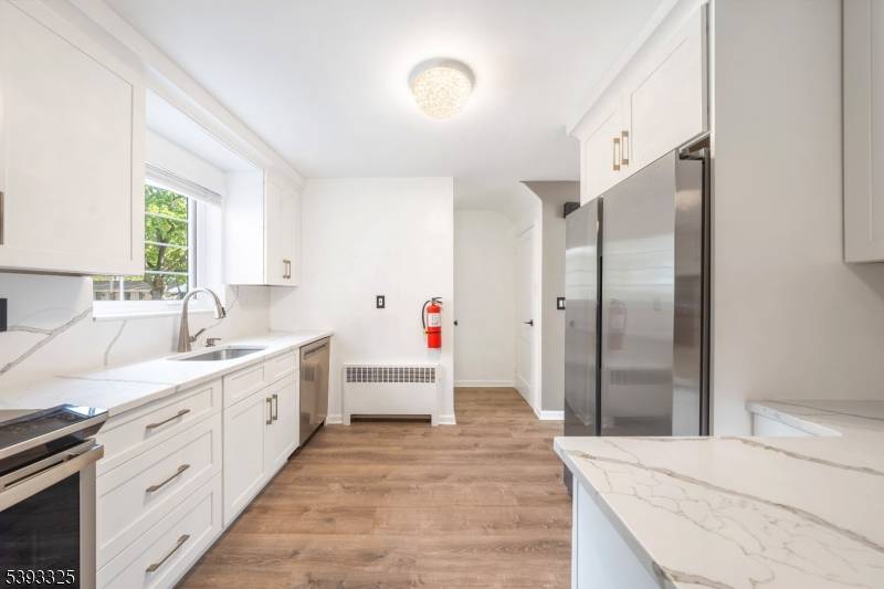 Springfield Twp., NJ 07081,85A Troy Dr