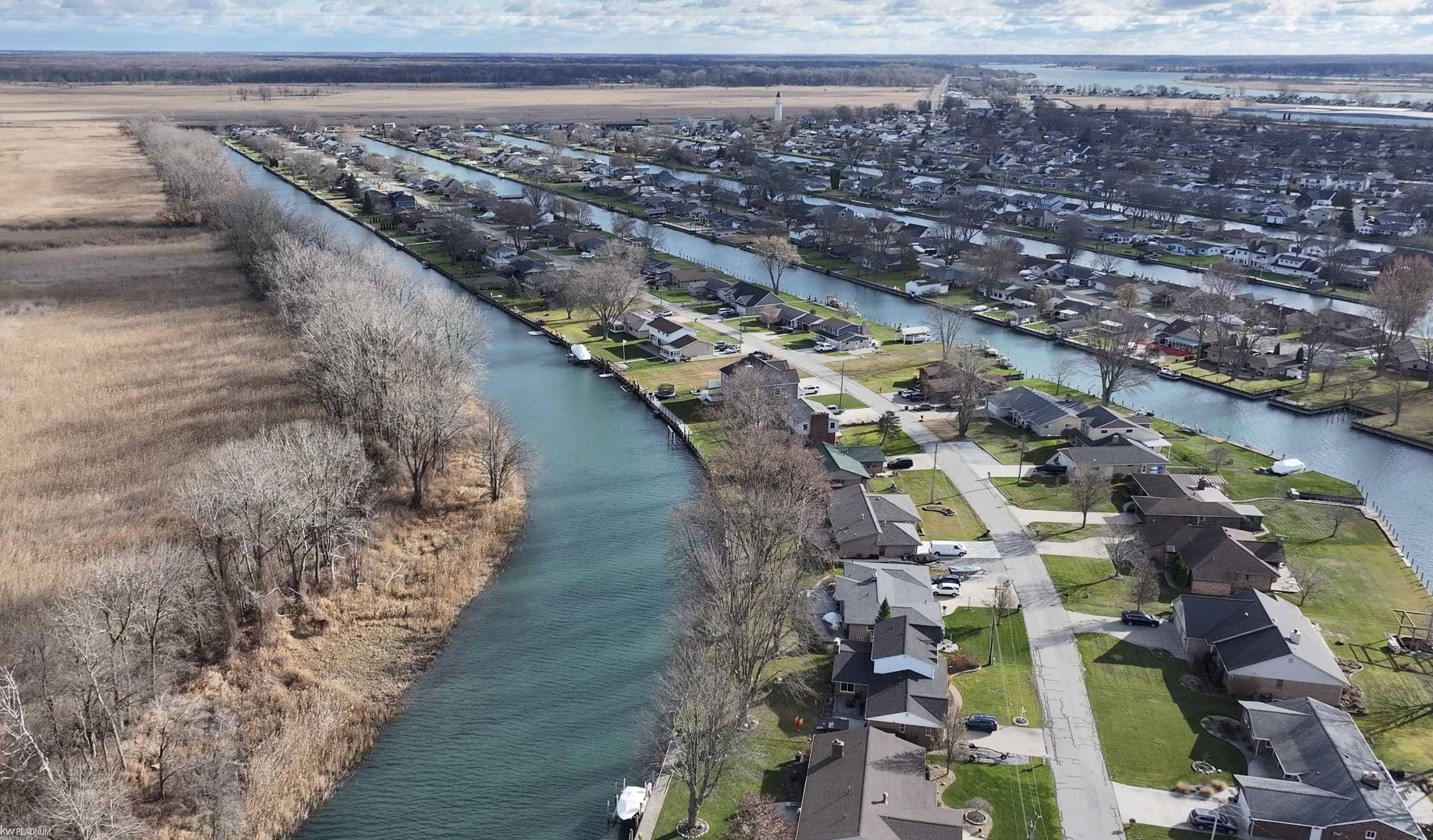 Algonac, MI 48001,7294 Flamingo ST