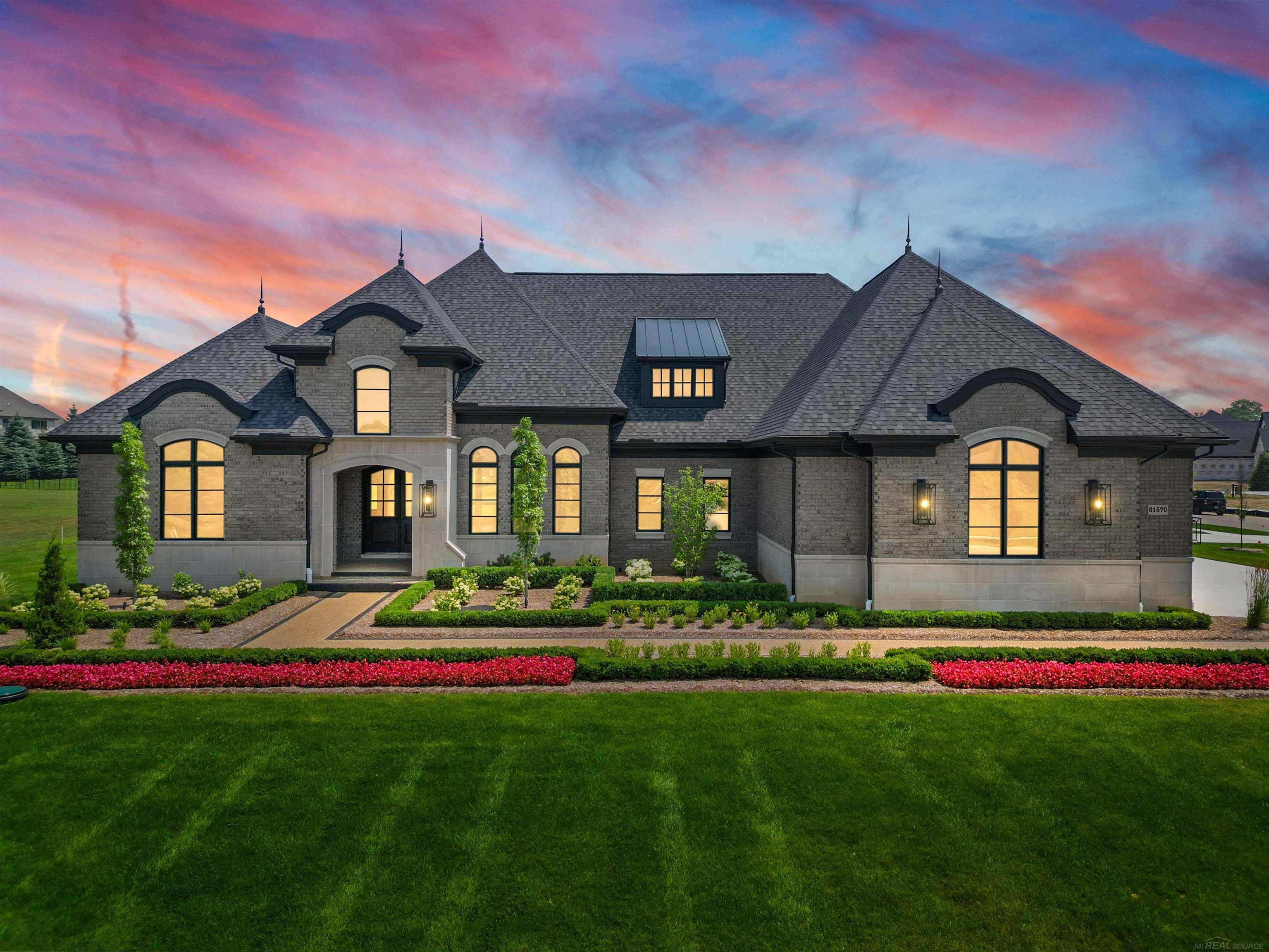 Washington Twp, MI 48094,61570 Cotswold DR