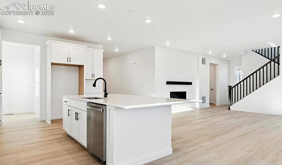 Monument, CO 80132,16785 Starfall DR