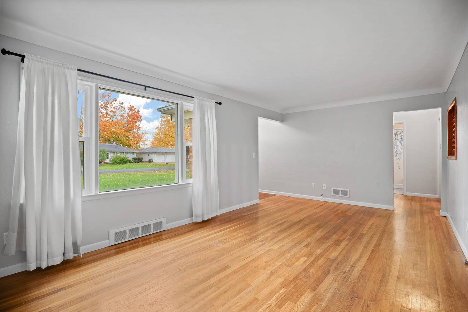 Adrian, MI 49221,2741 Sharon DR