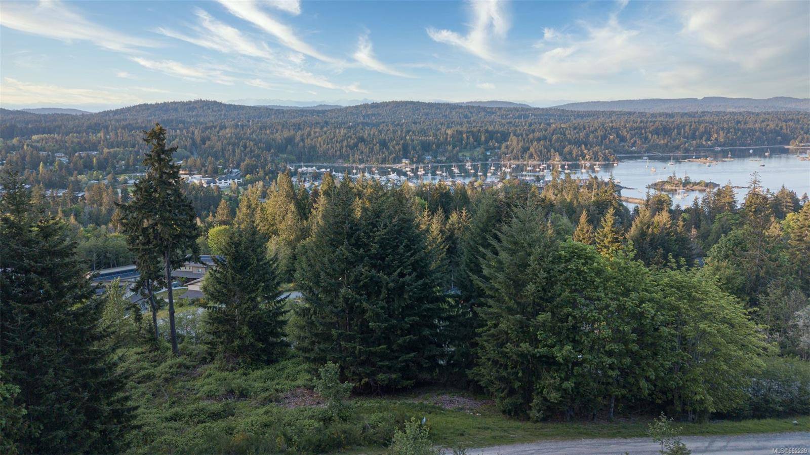 Salt Spring, BC V8K 2J7,125 Bishops Walk Rd