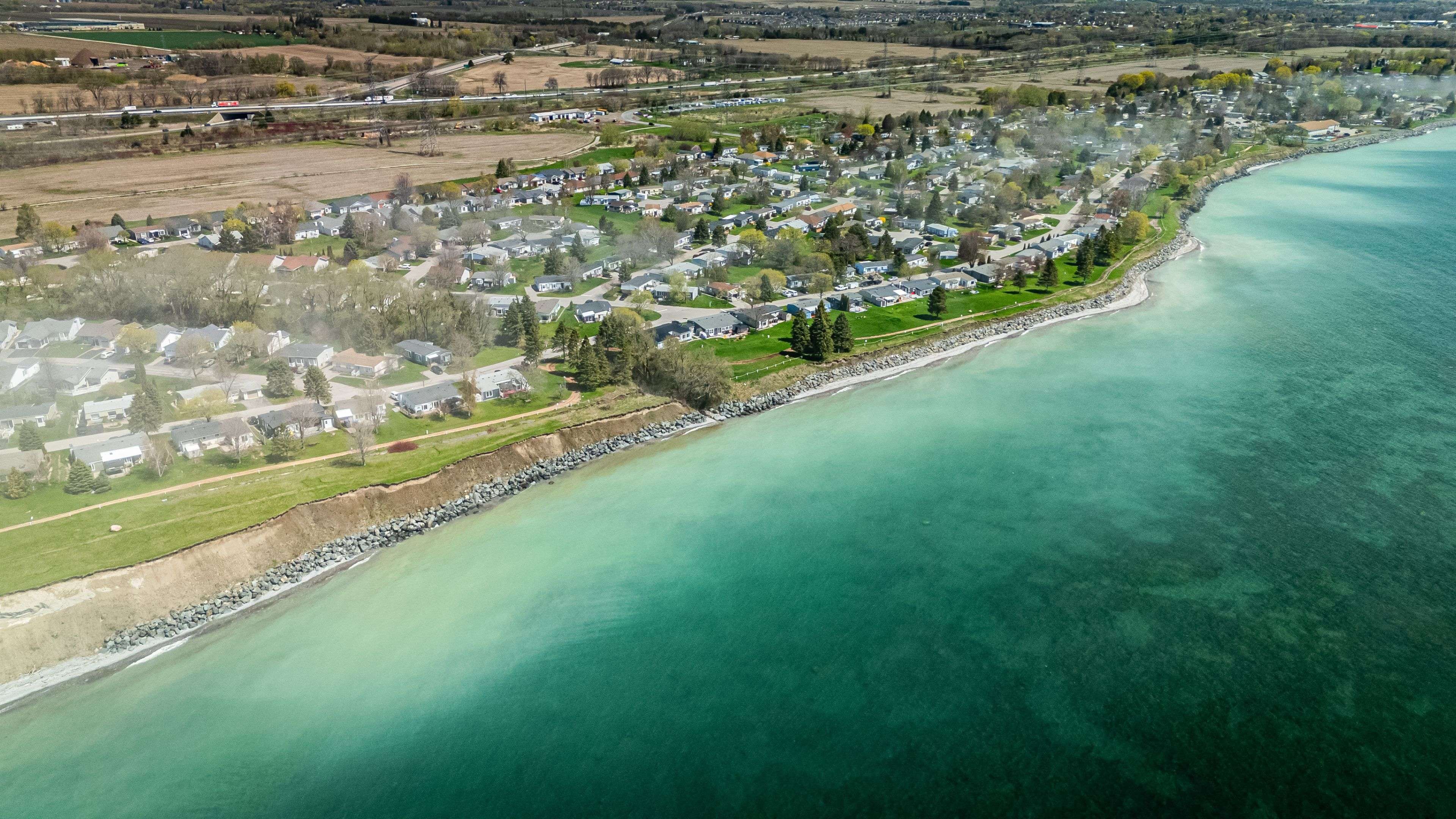 Clarington, ON L1B 1A3,15 Bluffs RD