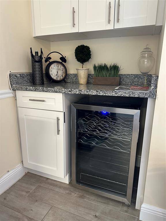 Jupiter, FL 33477,1605 US Highway 1 V-4 #104