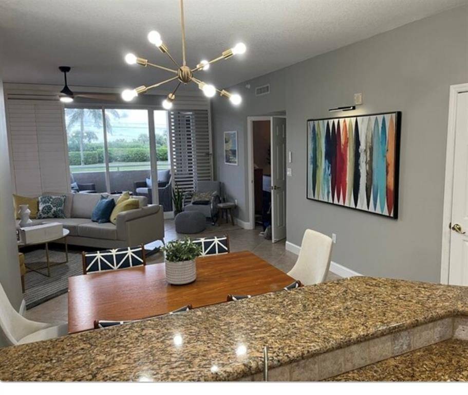 Fort Pierce, FL 34949,5051 N Highway A1a #T-4