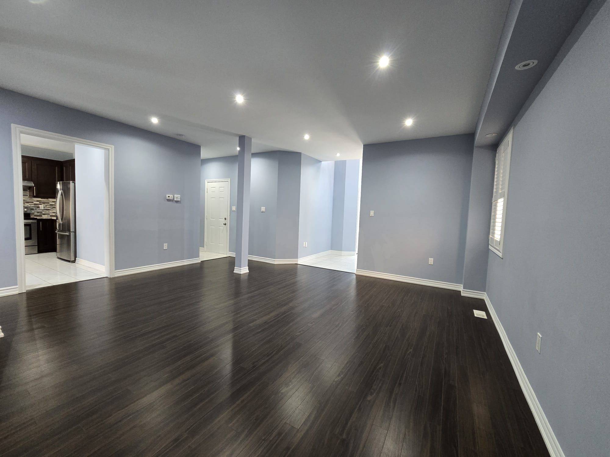 Bradford West Gwillimbury, ON L3Z 0R7,66 Hopkins CRES