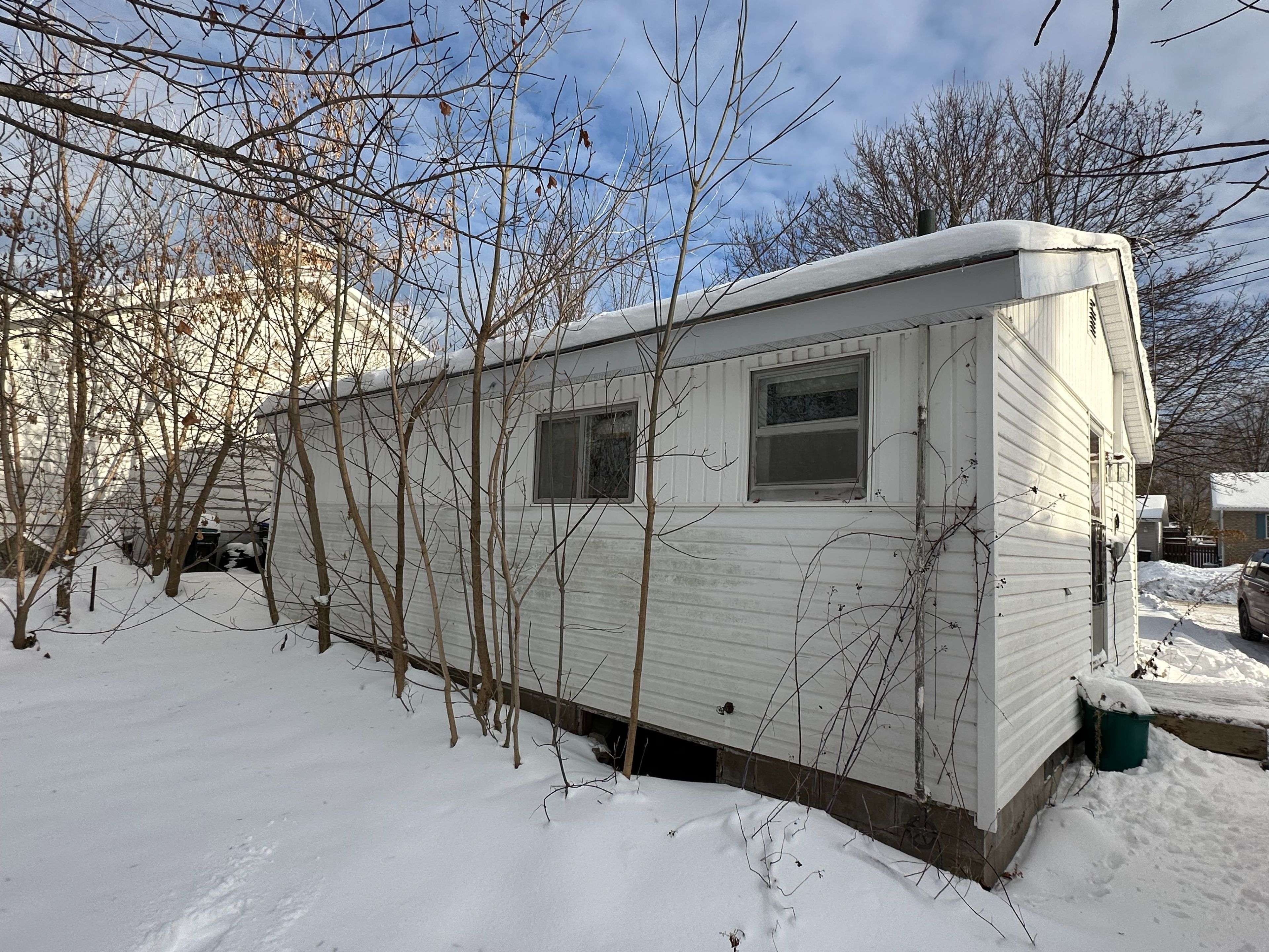 Midland, ON L4R 4C2,348 NORENE ST