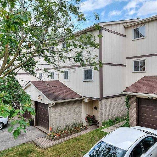Kitchener, ON N5M 5E5,51 Paulander DR #17