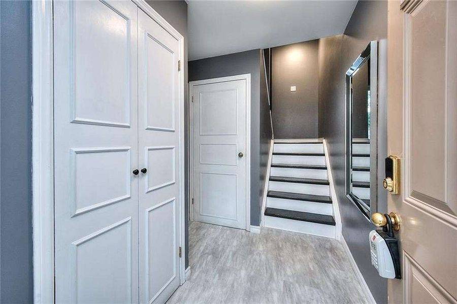 Kitchener, ON N5M 5E5,51 Paulander DR #17