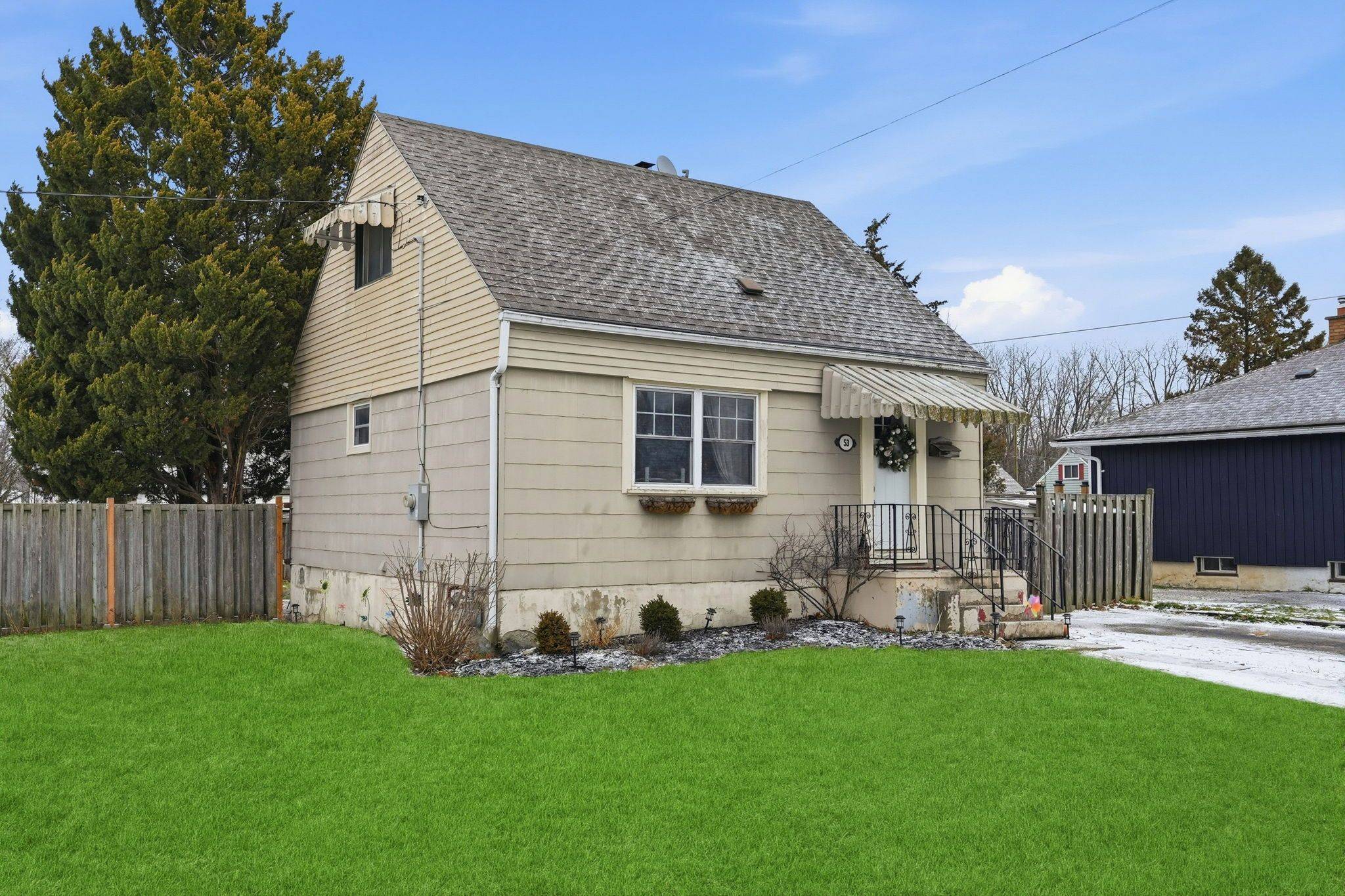 Brantford, ON N3T 5C4,53 Alexander DR