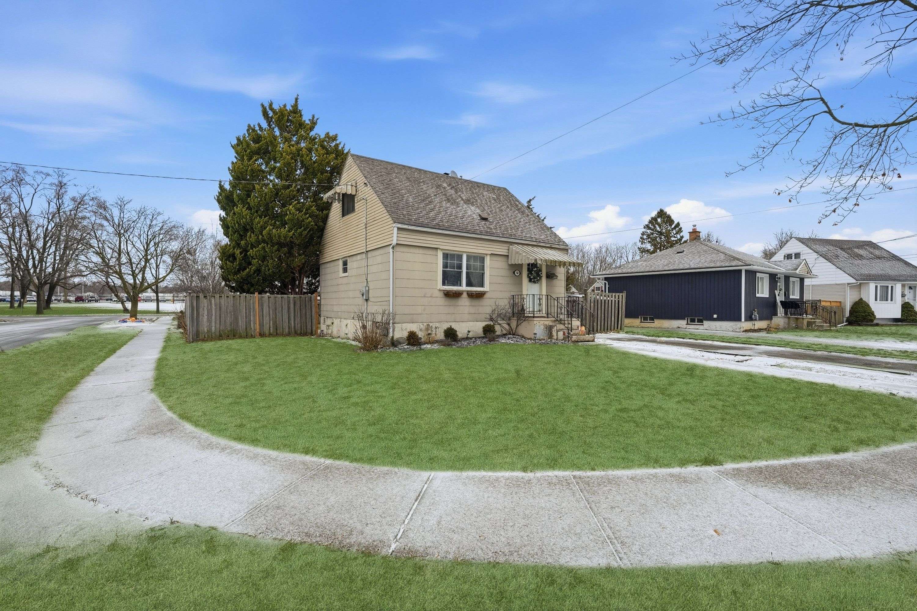 Brantford, ON N3T 5C4,53 Alexander DR