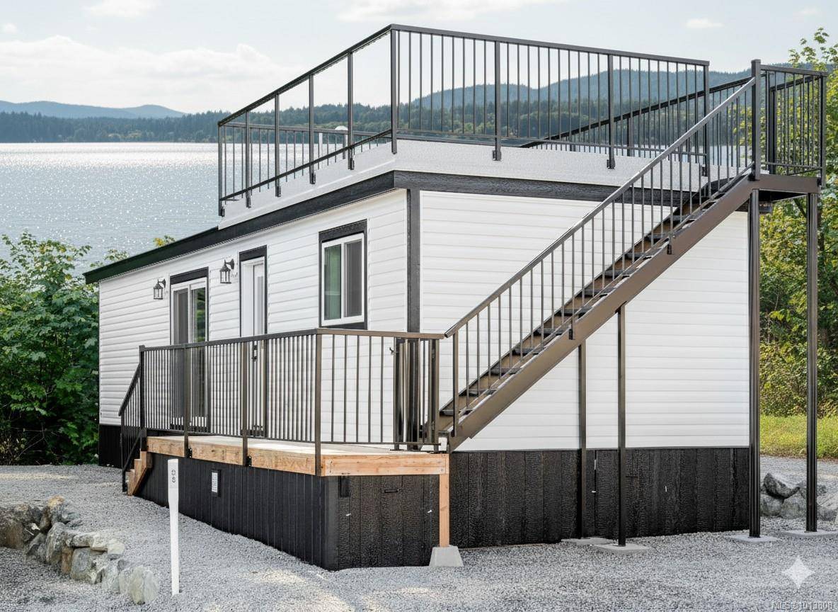 Central Saanich, BC V8M 0C3,747 Old Place Rd #432