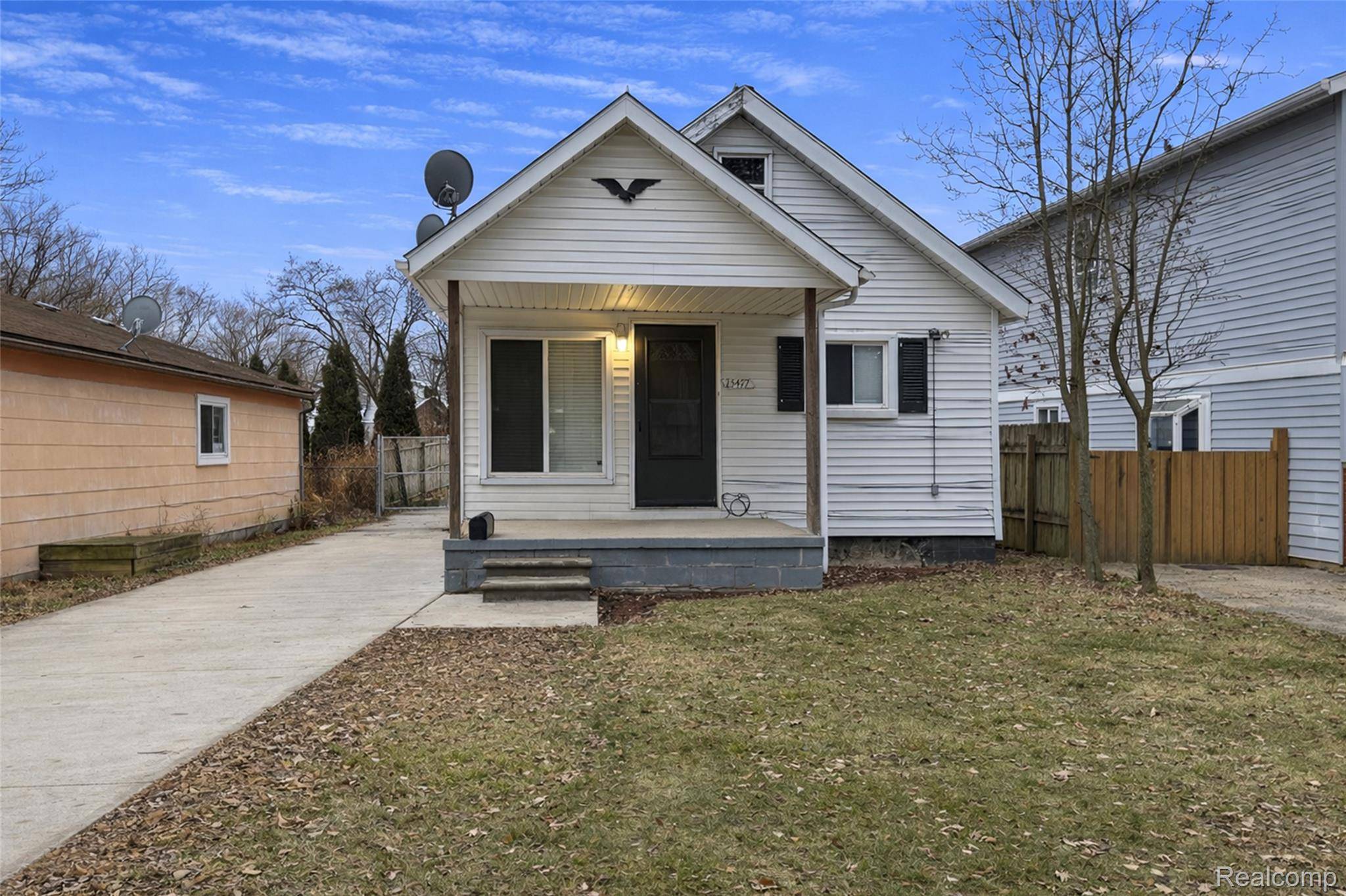 Redford, MI 48239,15477 WINSTON