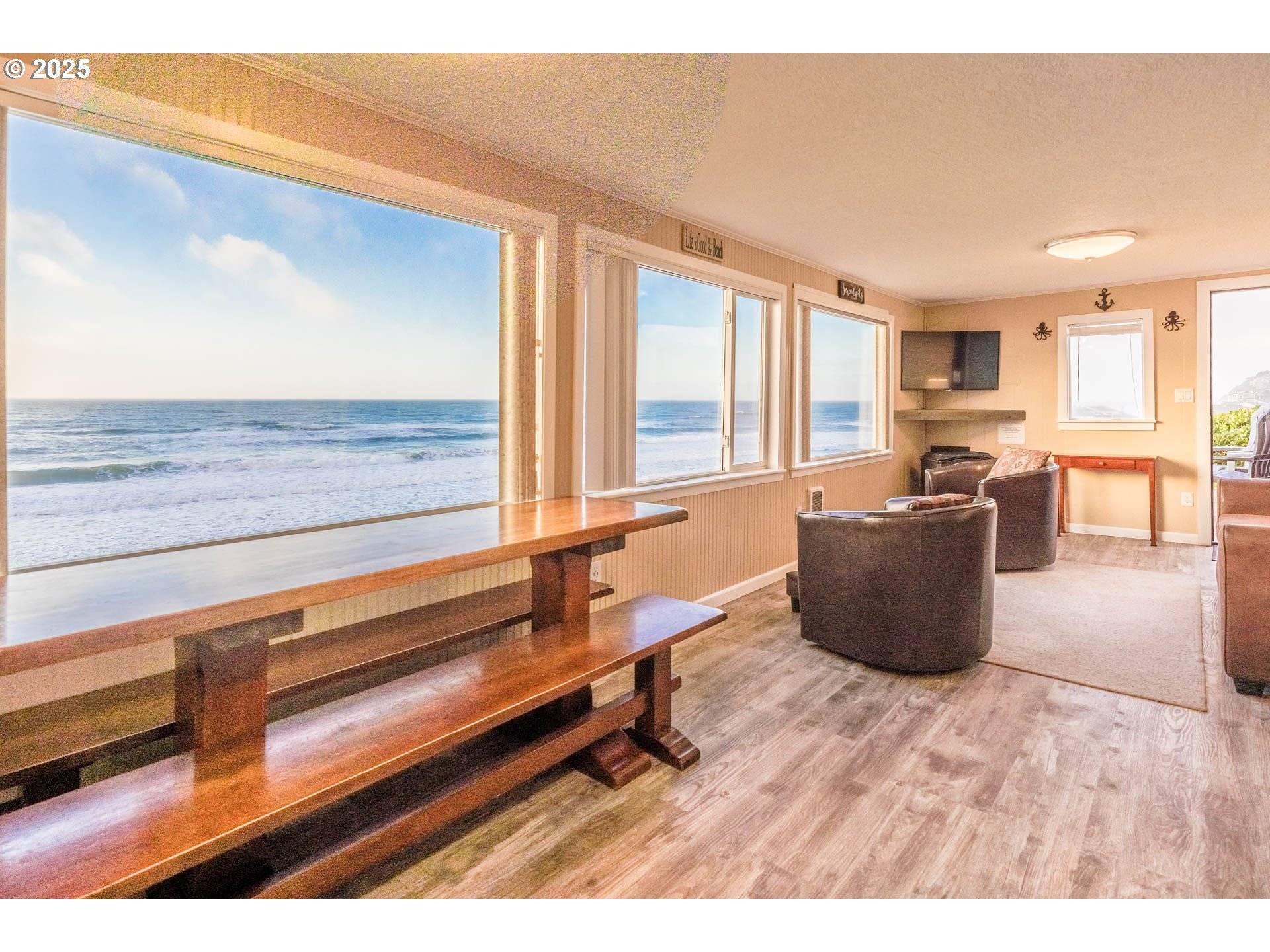 Lincoln City, OR 97367,3521 SW ANCHOR AVE #3