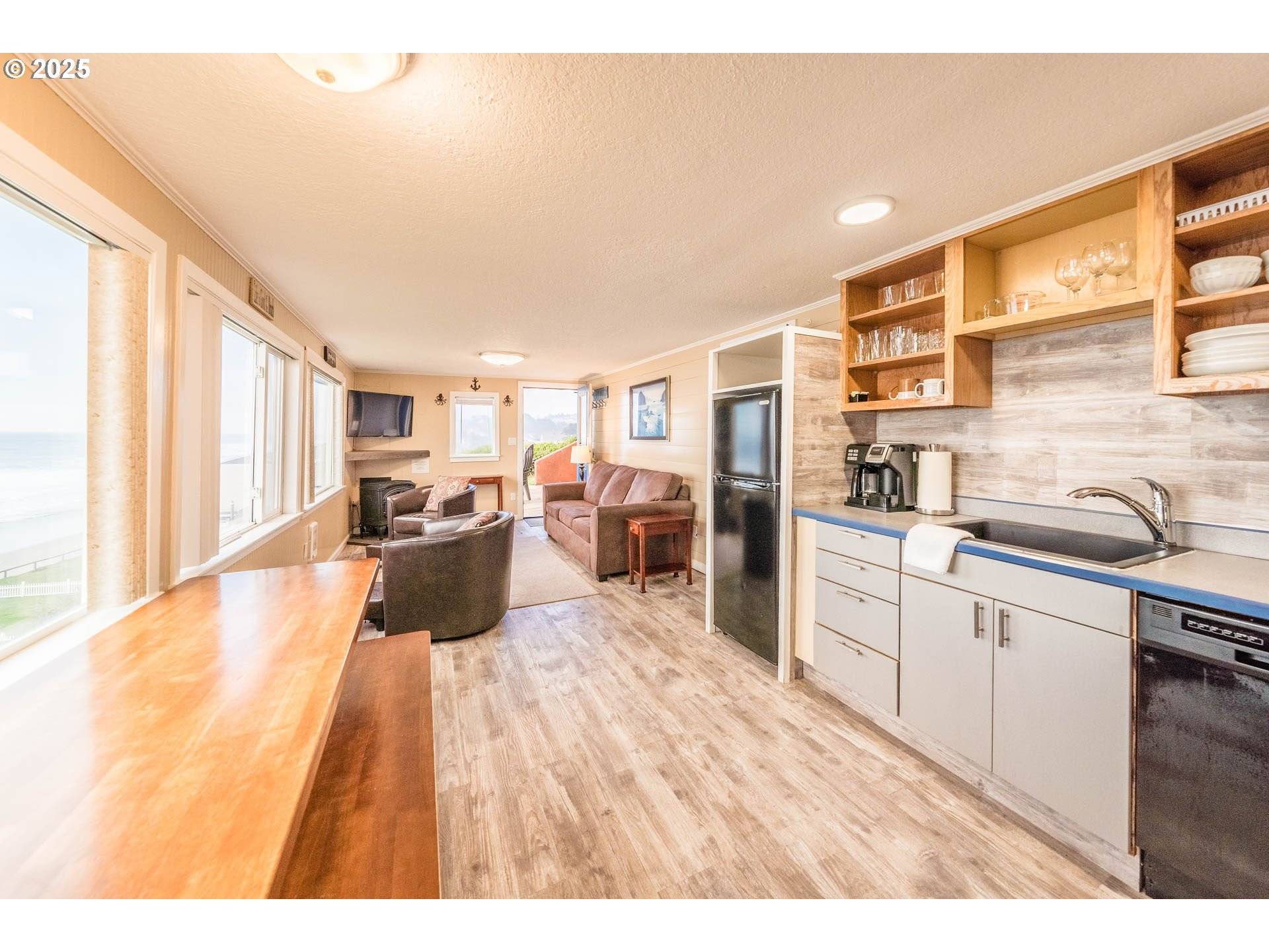 Lincoln City, OR 97367,3521 SW ANCHOR AVE #3