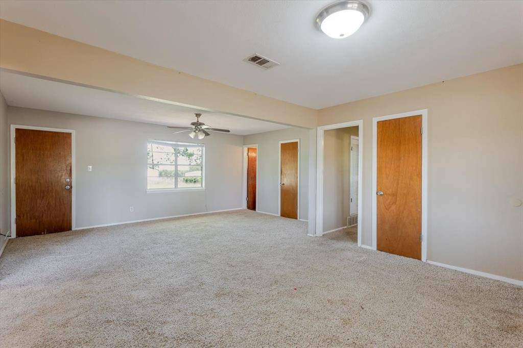 Brock, TX 76087,306 Grindstone Road