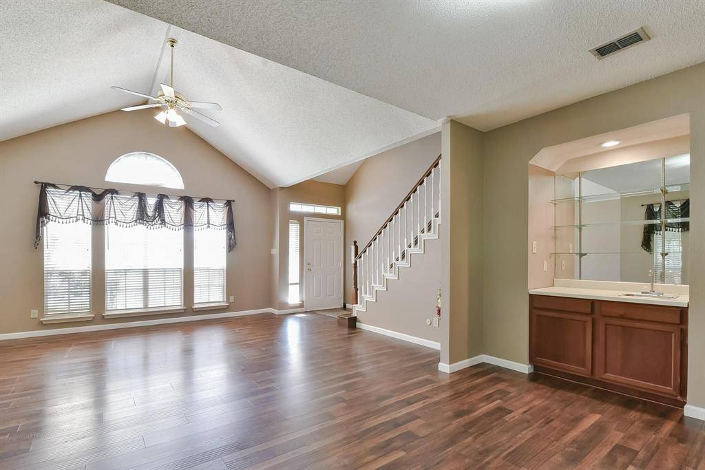 Arlington, TX 76018,5008 Redwater Drive