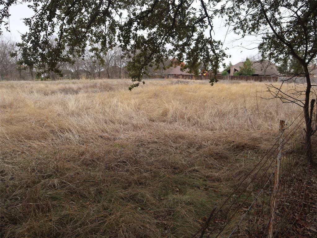 Ovilla, TX 75154,604 E HIGHLAND Road