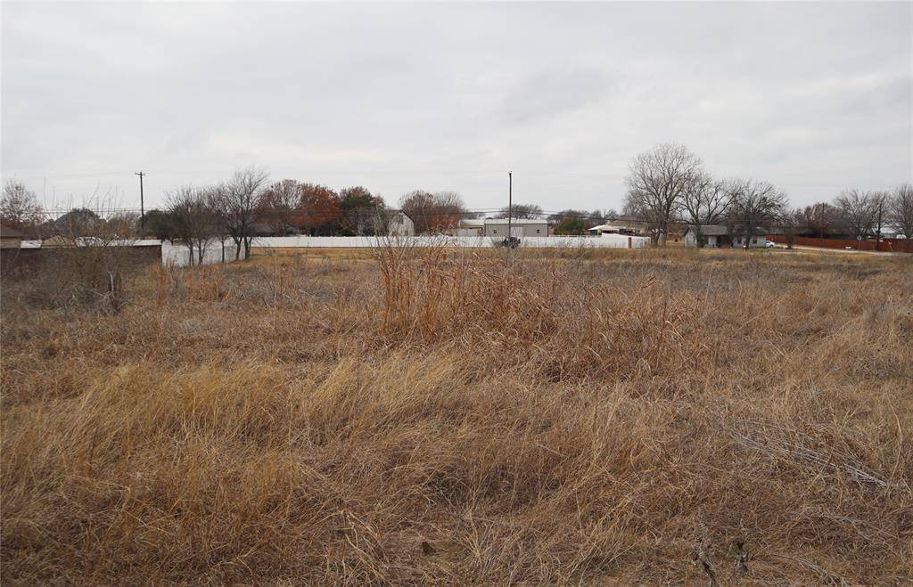 Ovilla, TX 75154,604 E HIGHLAND Road