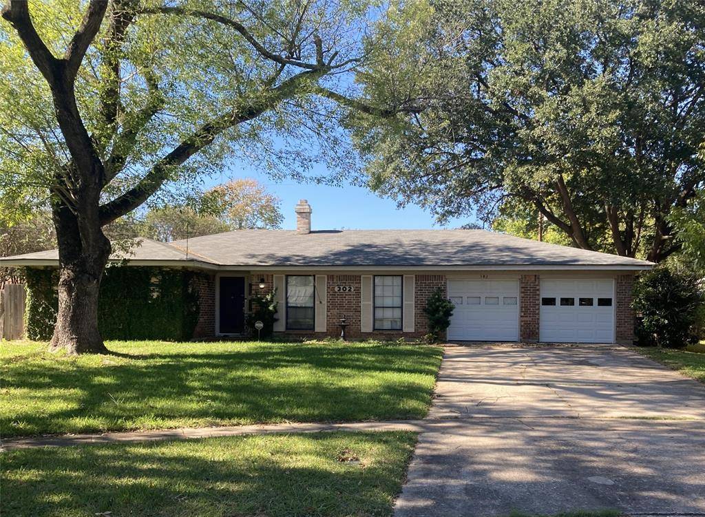 Shreveport, LA 71105,302 Burgundy Circle