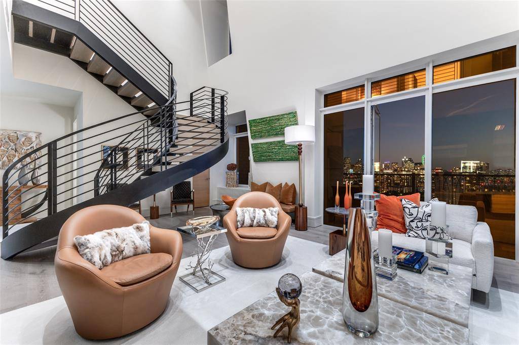 Dallas, TX 75219,3505 Turtle Creek Boulevard #20E