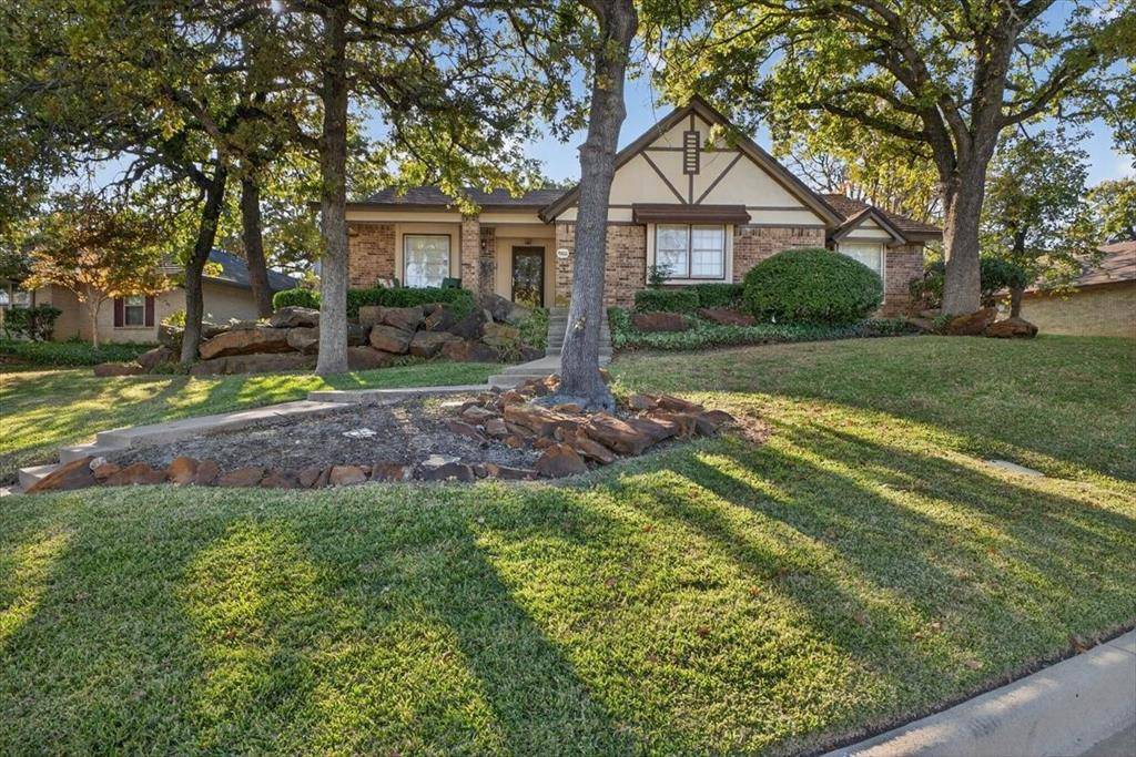Arlington, TX 76017,5112 Misty Wood Drive