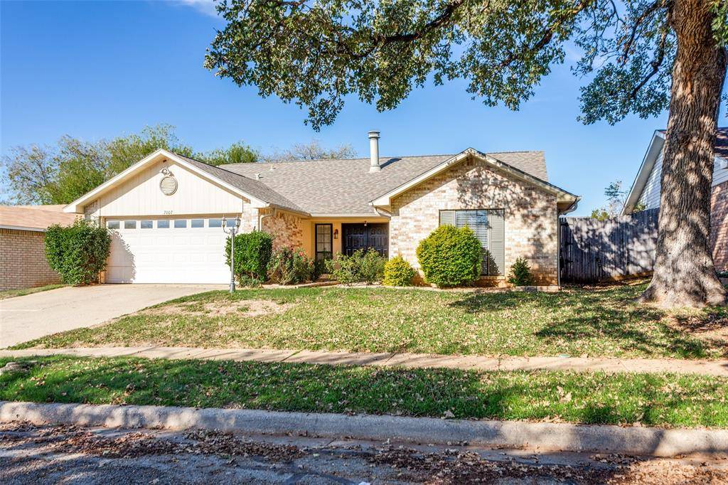 Arlington, TX 76016,7007 Forestview Drive