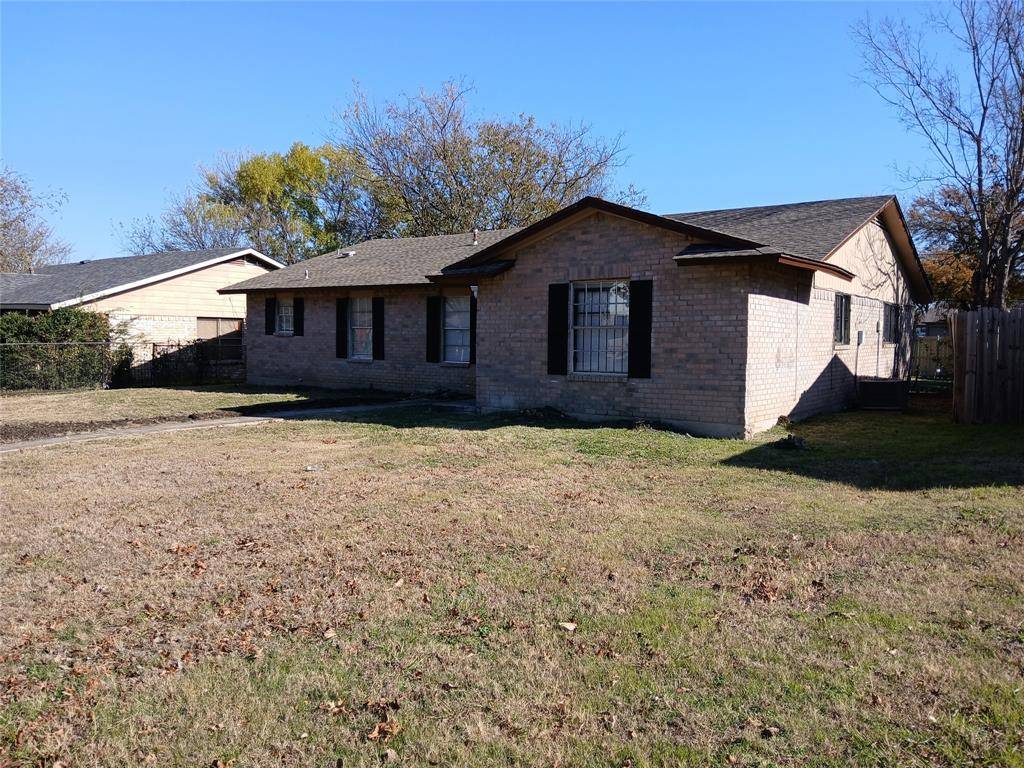 Dallas, TX 75232,7840 Mirage Valley Drive