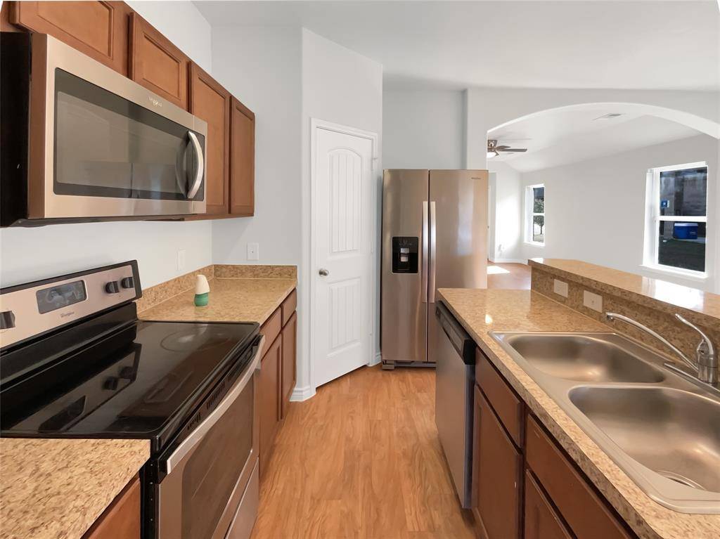 Ennis, TX 75119,1702 Blue Jay Drive