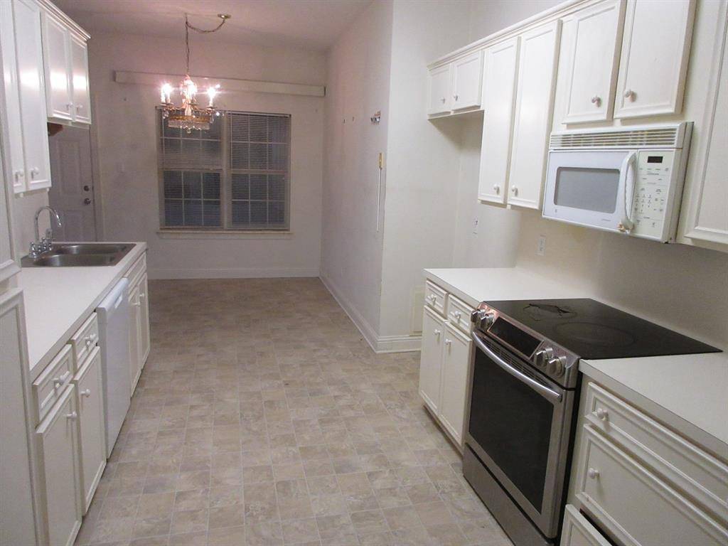 Shreveport, LA 71107,5218 Dalewood Drive