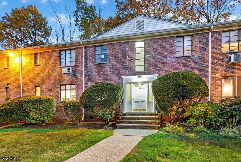 Springfield Twp., NJ 07081,66A Troy Dr #A