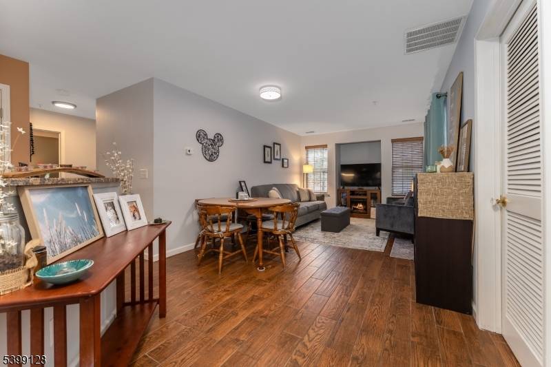 Lopatcong Twp., NJ 08886,52 Overlook Dr