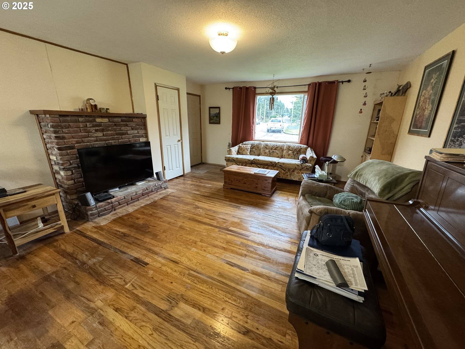 North Bend, OR 97459,3700 VISTA DR