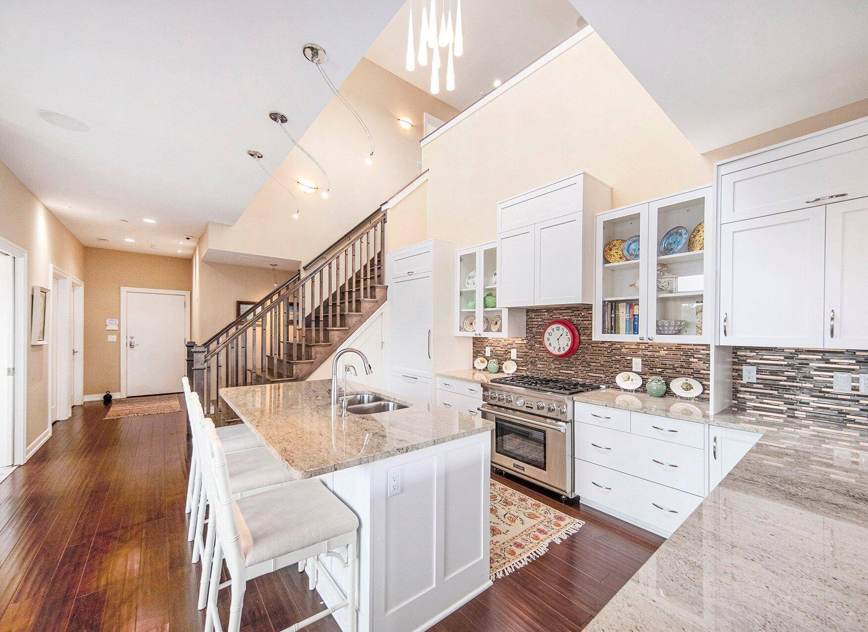 Ann Arbor, MI 48103,121 W Kingsley #502