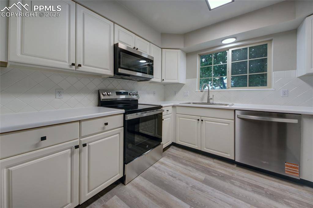 Colorado Springs, CO 80918,6881 Los Reyes CIR