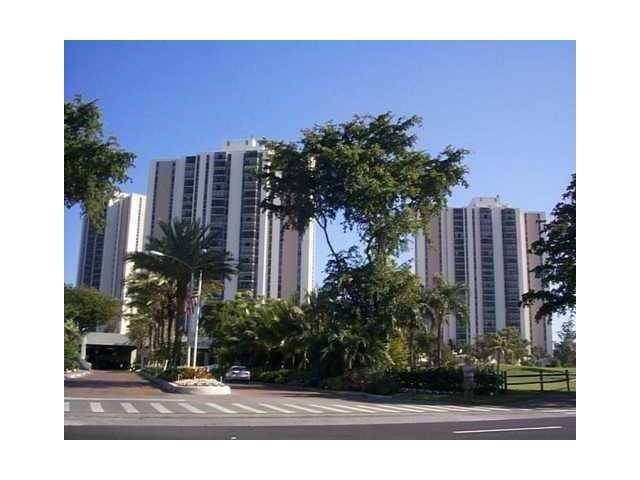 Aventura, FL 33180,20301 W Country Club Dr #2025
