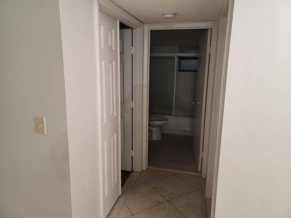 Boca Raton, FL 33434,8657 Boca Glades Blvd