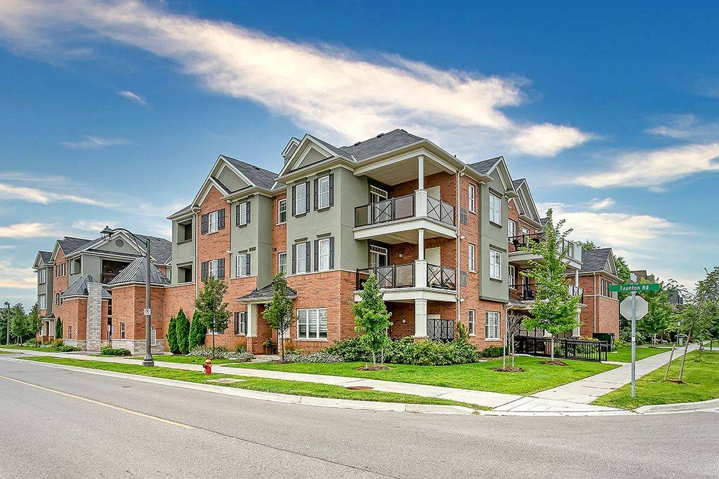 Oakville, ON L6H 0K8,276 Gatwick DR #204