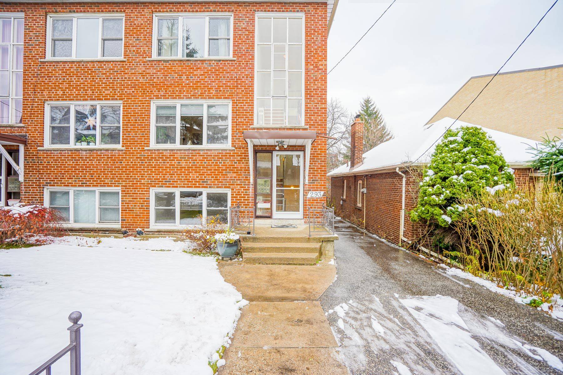 Toronto W02, ON M6P 2H6,295 Indian GRV W #3