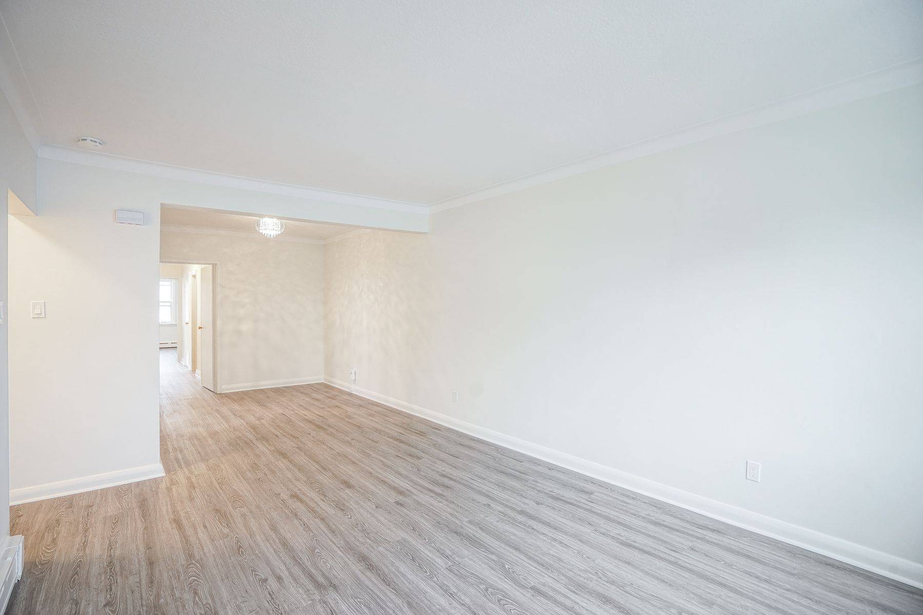 Toronto W02, ON M6P 2H6,295 Indian GRV W #3