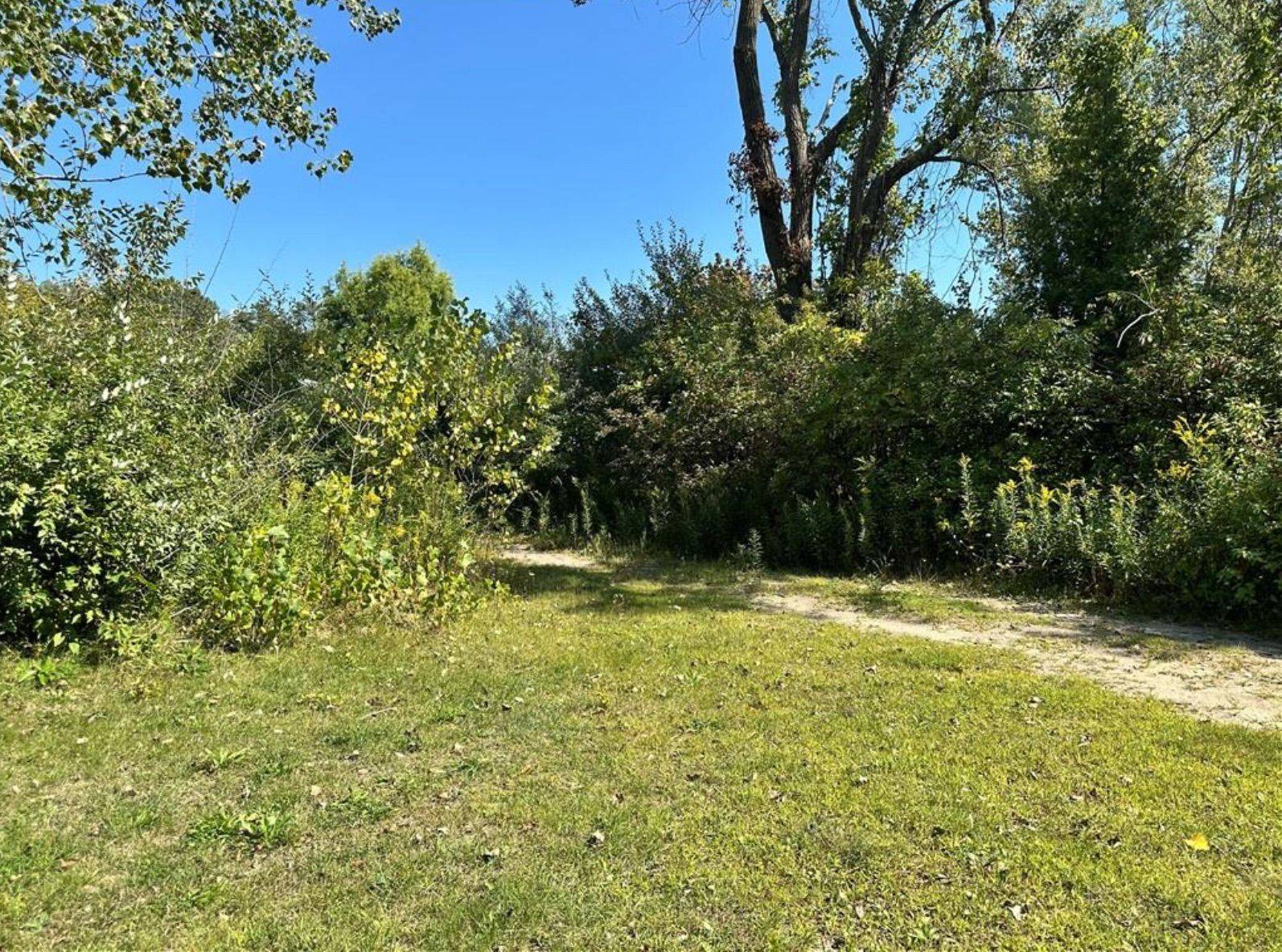 Norfolk, ON N0E 1M0,23 Old Cut BLVD