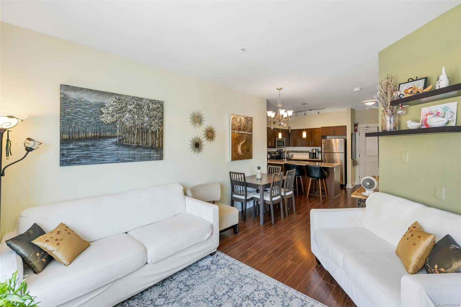 Langford, BC V9B 0N8,662 Goldstream Ave #404