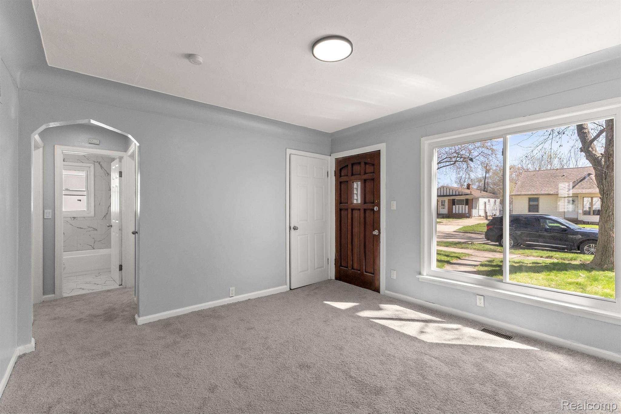 Dearborn Heights, MI 48125,4924 ZIEGLER ST