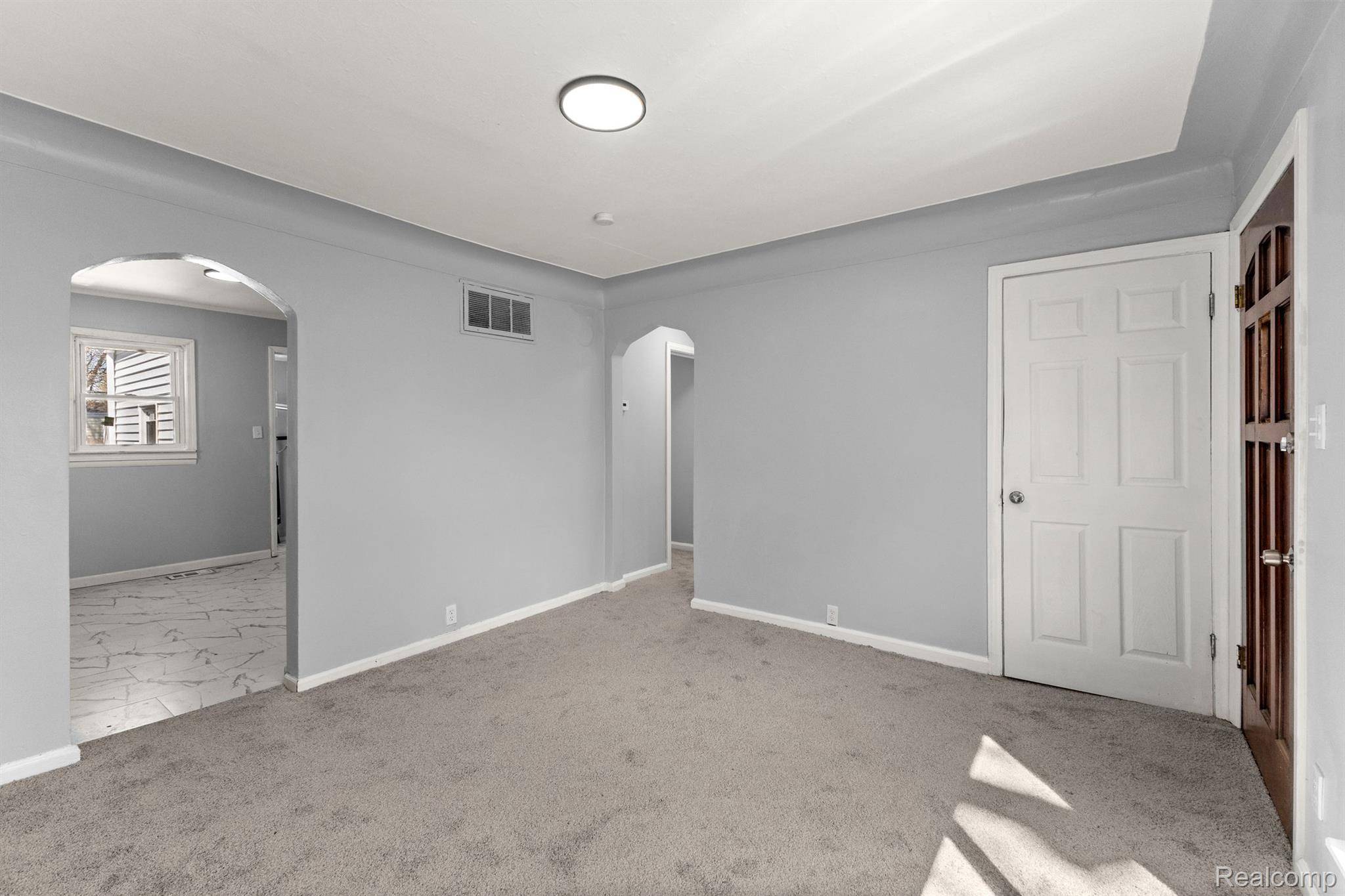 Dearborn Heights, MI 48125,4924 ZIEGLER ST