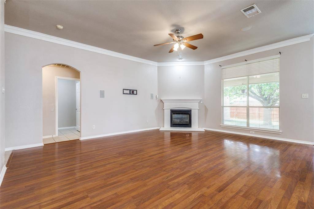 Fort Worth, TX 76131,2716 White Rock Drive