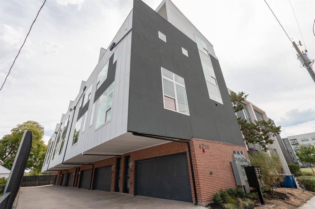 4210 Roseland Avenue, Dallas, TX 75204