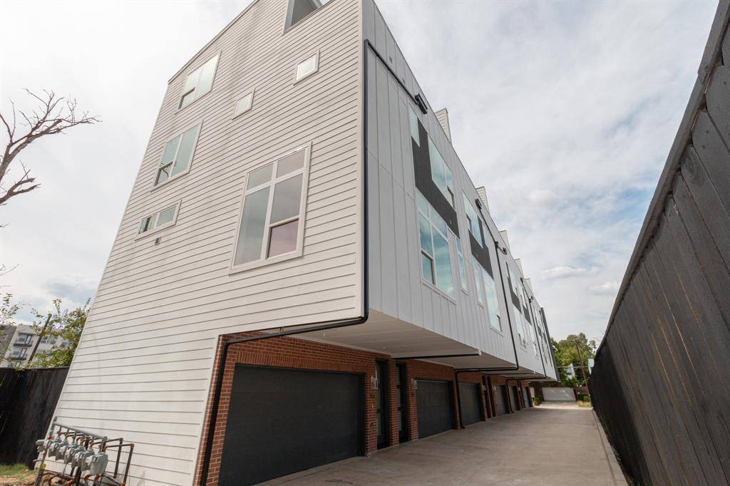 4210 Roseland Avenue, Dallas, TX 75204